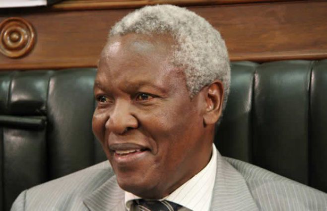 Zimbabué: Ministro da Defesa diz que há tentativa de &quot;mudança de regime forçada&quot;