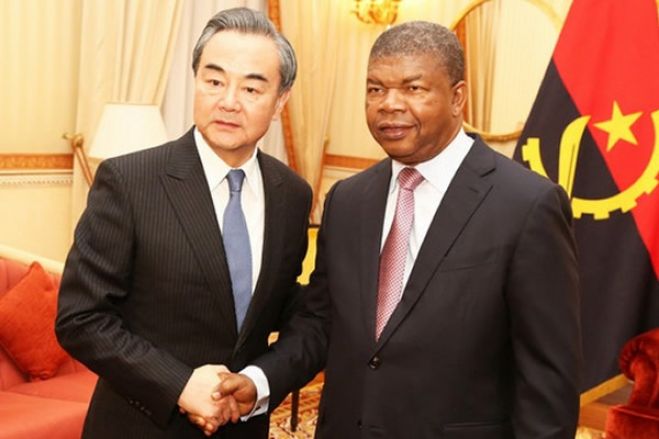 Angola está a negociar mais de US$ 11 bilhões em nova linha de credito da China