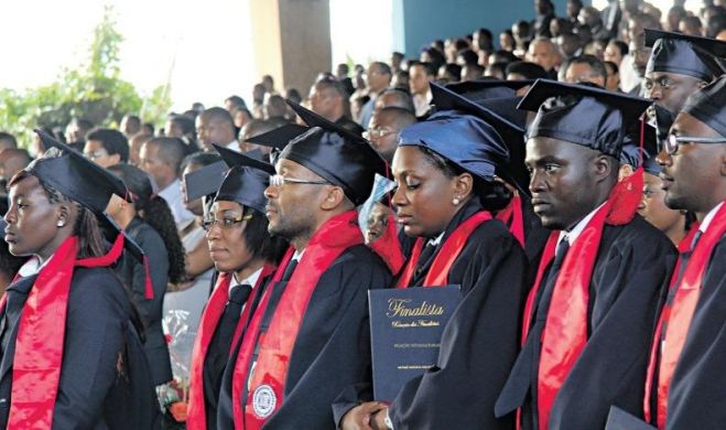 Ministério do Ensino Superior ordena fecho &quot;compulsivo&quot; de instituto superior em Luanda