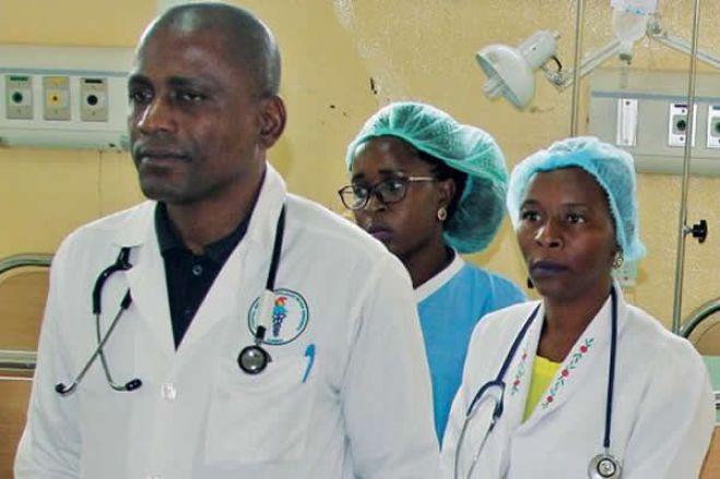 Médicos formados na RDC acusam Ordem em Angola de discriminação