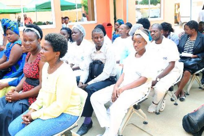 Enfermeiros em greve após falta de acordo com governo provincial de Luanda