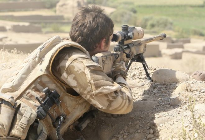 &#039;Sniper&#039; britânico mata 6 talibãs com apenas uma bala no Afeganistão