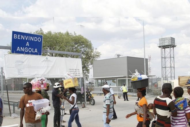 Governo angolano elimina tarifas aduaneiras a comércio nas fronteiras com vizinhos