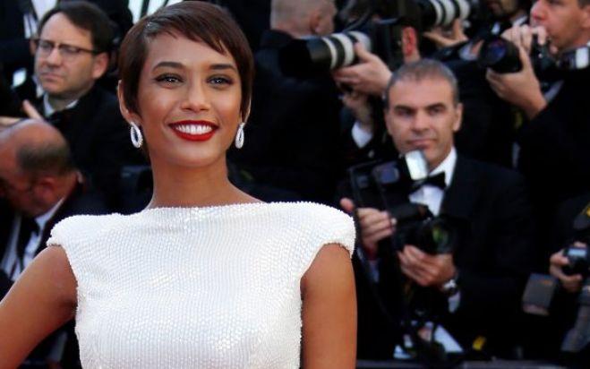 A atriz brasileira foi alvo de vários comentários racistas nas redes sociais.