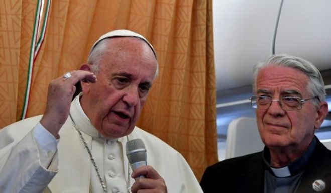 O papa Francisco falou aos jornalistas no avião de regresso a Roma após a viagem apostólica à Arménia AFP/Getty Images