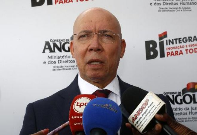 Governo angolano está a preparar legislação para repatriamento de capitais