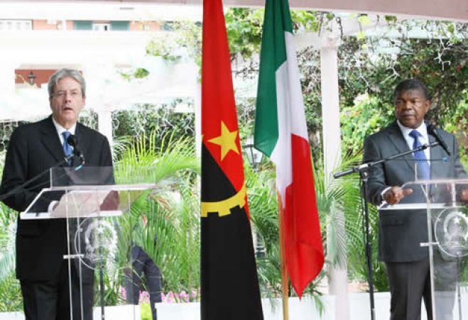 Primeiro-ministro Italiano &#039;apadrinha&#039; em Luanda negócio entre ENI e Sonangol