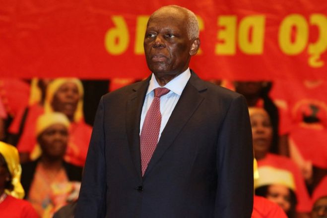 MPLA homenageia Eduardo dos Santos, enquanto alguns começam a desertar