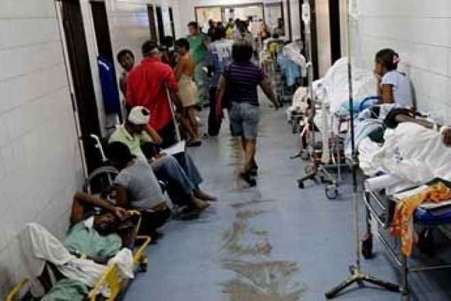 Investigado caso de homem que morreu à porta de hospital em Luanda sem assistência