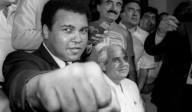 Morreu lenda de boxe Muhammad Ali