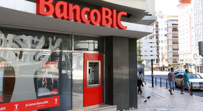 Banca em Angola cresce 30% até 2016 apesar da &#039;alta corrupção&#039;