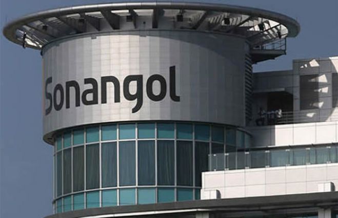Sonangol estuda venda de participações petrolíferas a empresas angolanas