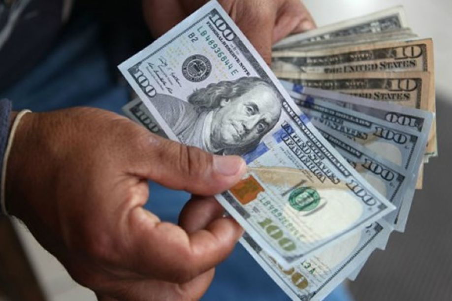 BNA volta a intervir no mercado cambial com venda de 200 milhões USD para contornar falta de divisas
