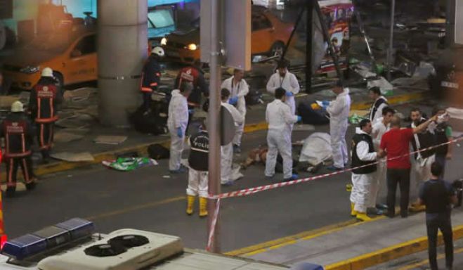 Triplo atentado em aeroporto turco fez cerca de 36 mortos e mais de uma centena de feridos