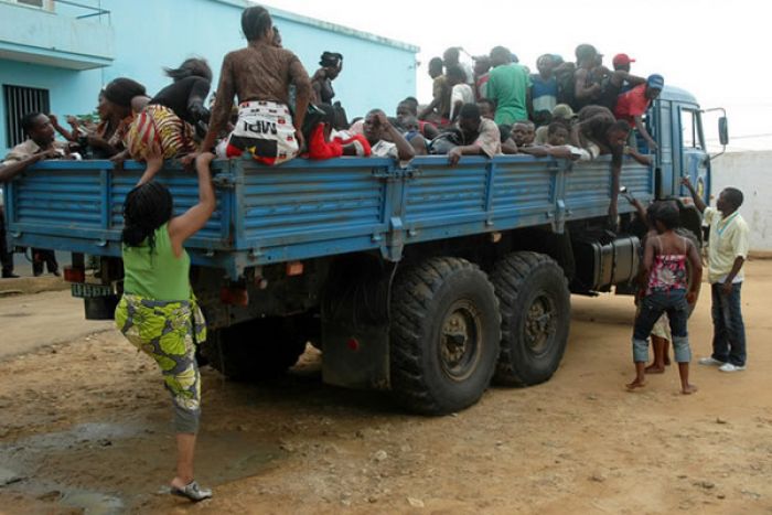 Governo angolano indica que 380.000 migrantes deixaram Angola em menos de um mês