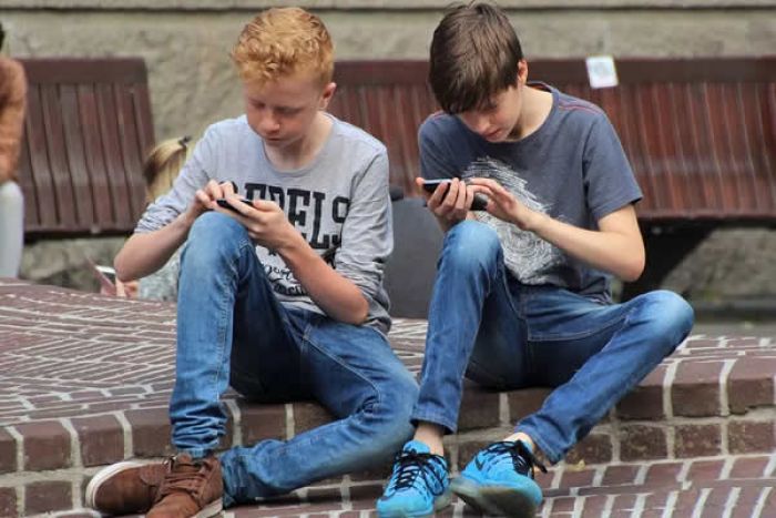Uso do telemóvel pode afetar a memória dos jovens