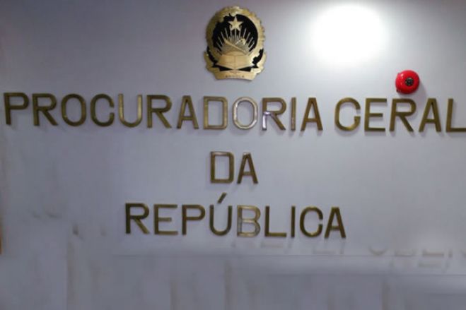 PGR angolana analisa pedidos para ouvir portugueses