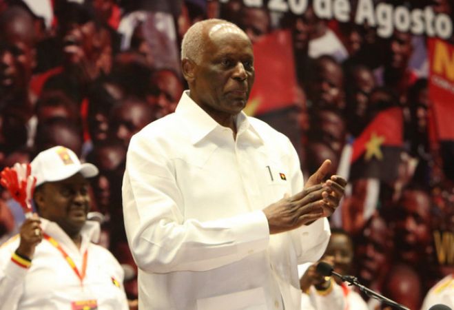 Eduardo dos Santos deixa liderança do MPLA a 08 de setembro
