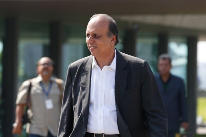 Governador do Rio de Janeiro detido por alegado envolvimento em casos de corrupção