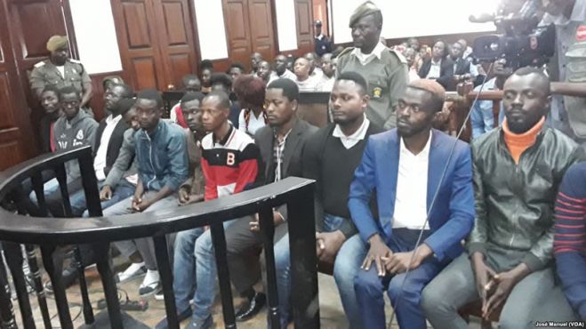 Tribunal de Cabinda absolve 13 jovens acusados de crimes contra a segurança do Estado