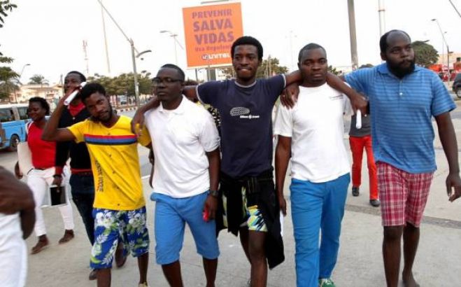 Ativistas angolanos pedem ajuda a Costa para saber se Manuel Vicente é português