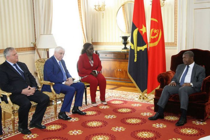 Russos preparados para investir dez bilhões de dólares em Angola