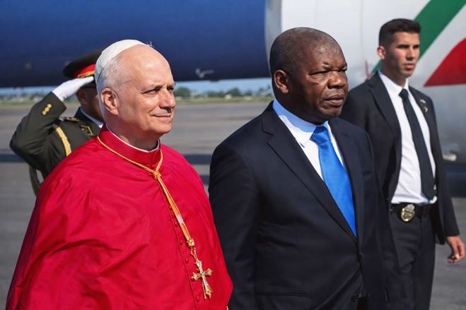 Papa Leão XIV já está em Angola para uma visita de três dias