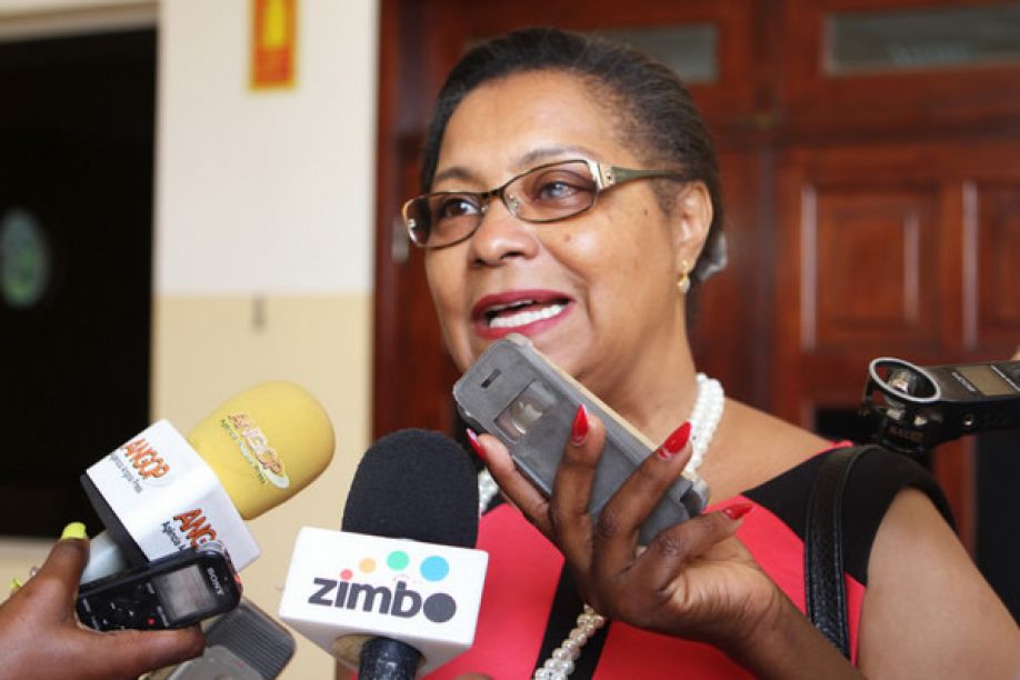 Nova Ministra Promete Melhorias No Sistema De Educação Angola24horas Portal De Noticias Online 