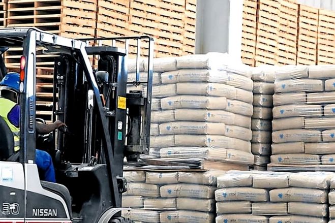 Indústria realiza concurso público para importação de 250 mil toneladas de cimento