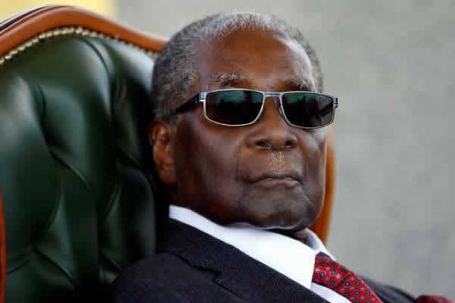 Família e Presidente do Zimbabué em conflito. Afinal, onde vai ser enterrado Mugabe?