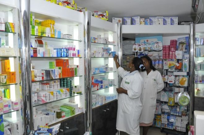 Governo está a trabalhar para regulamentar preço de medicamentos
