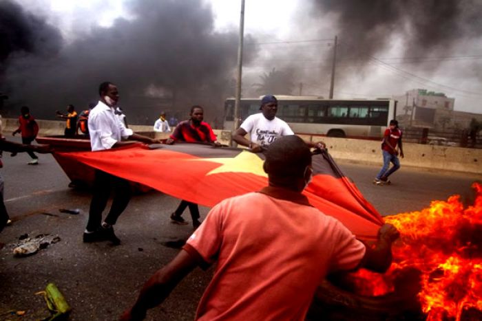&quot;Há uma revolução latente em Angola&quot;, diz investigador de Oxford