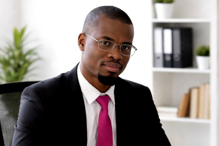 Amicus de veritas sed: a verdade como retórica e a mentira como método na política angolana