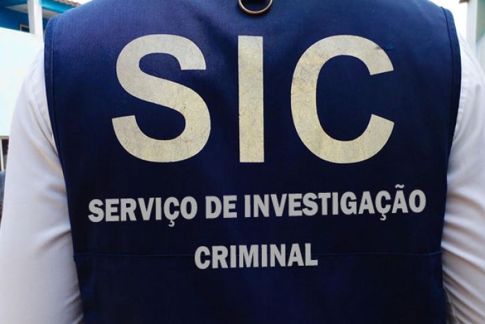 Autoridades angolanas detêm polícia que acusou oficiais da investigação de envolvimento no narcotráfico