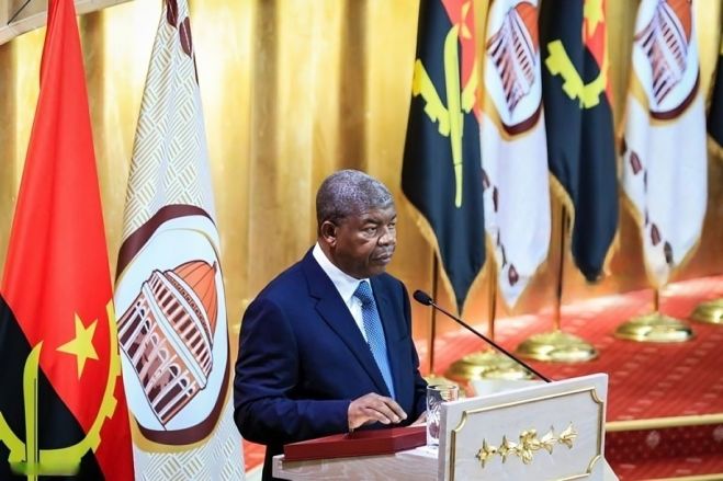 Angola quer devolução de quase 2.000 milhões de dólares de vários países, incluindo Portugal