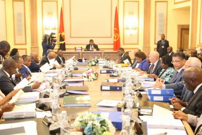 Governo angolano apresenta proposta para confiscar bens no exterior em 2019
