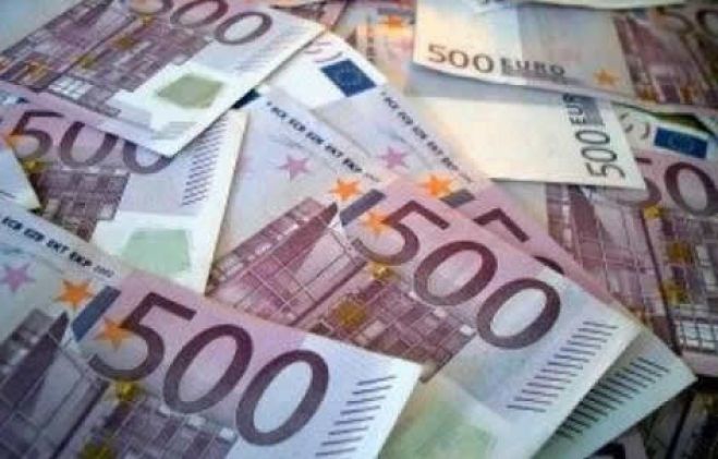 BNA injecta 254,9 milhões de Euros em divisas para alimentos e pagar a bolseiros