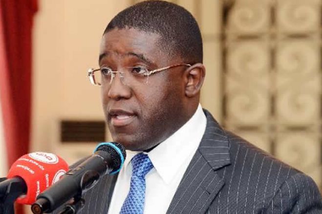 Federação angolana de Câmaras de Comércio e Indústria responde a momento de crise