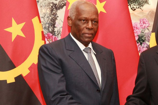 Fim da discussão sobre financiamento do FMI &quot;aumenta riscos&quot; para Angola - Fitch