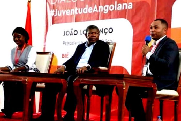 João Lourenço ausculta  jovens activistas angolanos