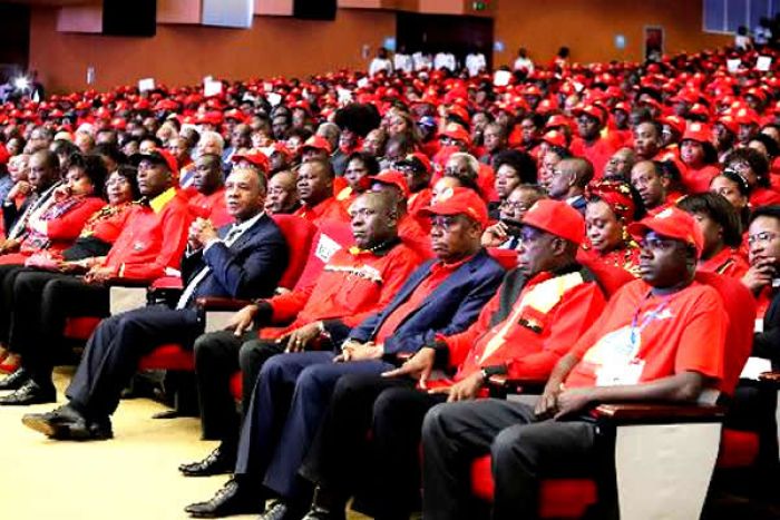 MPLA: Entre guerras e traições - somente a reconciliação podê - lo - á salvar do coma político