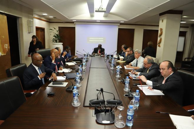 Missão do FMI em Angola para avaliar riscos relativos a reembolso da dívida