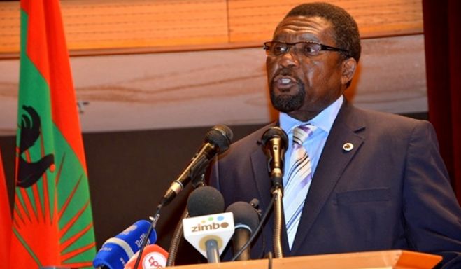 Isaías Samakuva leva protesto sobre confrontos em Benguela ao PR