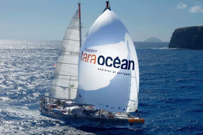Navio francês &quot;Tara Océan&quot; faz uma escala de sensibilização no Oceano em Luanda