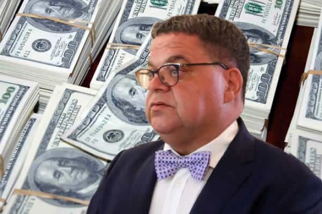 O estranho silêncio de quem nos governa