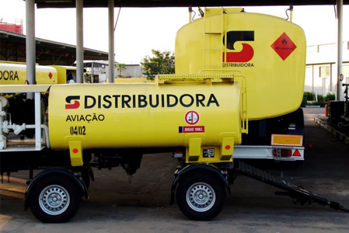 Holandesa Vitol e francesa Totsa vão fornecer gasolina e gasóleo a Angola por um ano