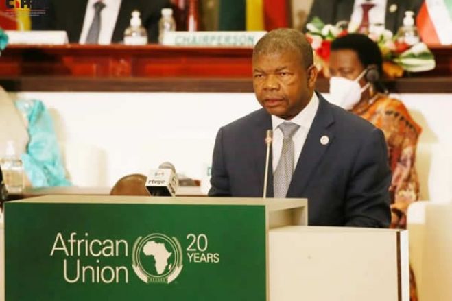 Presidência angolana da UA deve centrar-se numa agenda de paz &quot;realista&quot; para África - analista