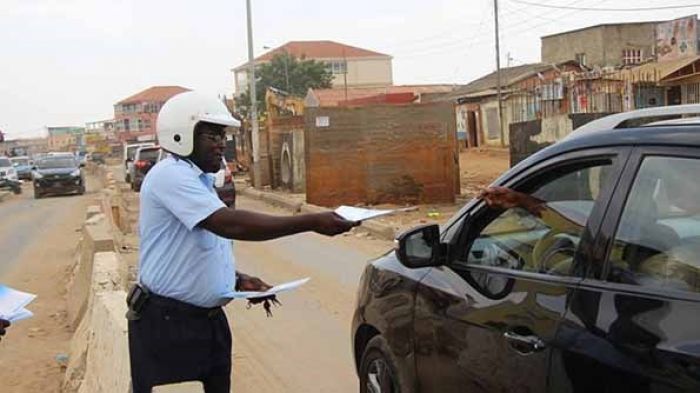 Mais de 100 condutores apanhados com álcool durante a Páscoa em Luanda