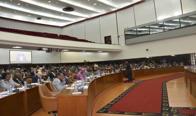Assembleia Nacional chumba proposta de lei sobre o poder local da UNITA