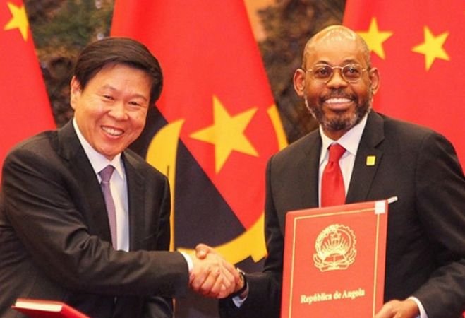 China financia Angola com USD 2 mil milhões